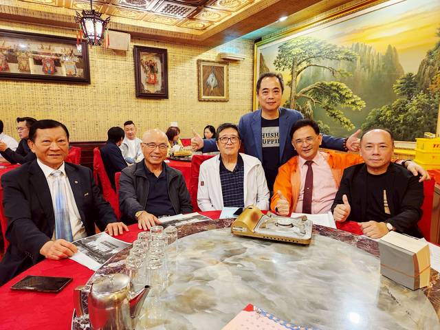 1379318_9417c4b4d35a6561b9372ba25c9c185e