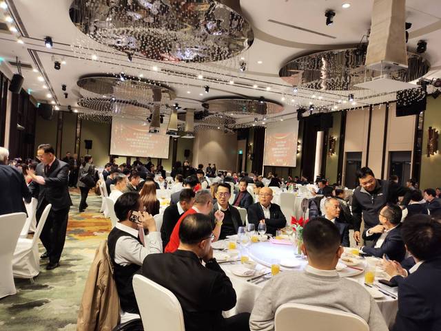 1380685_58f97d68fd771a060743913c07f9dd50